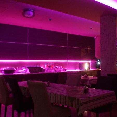 Hotel Fitromax Ajka المظهر الخارجي الصورة